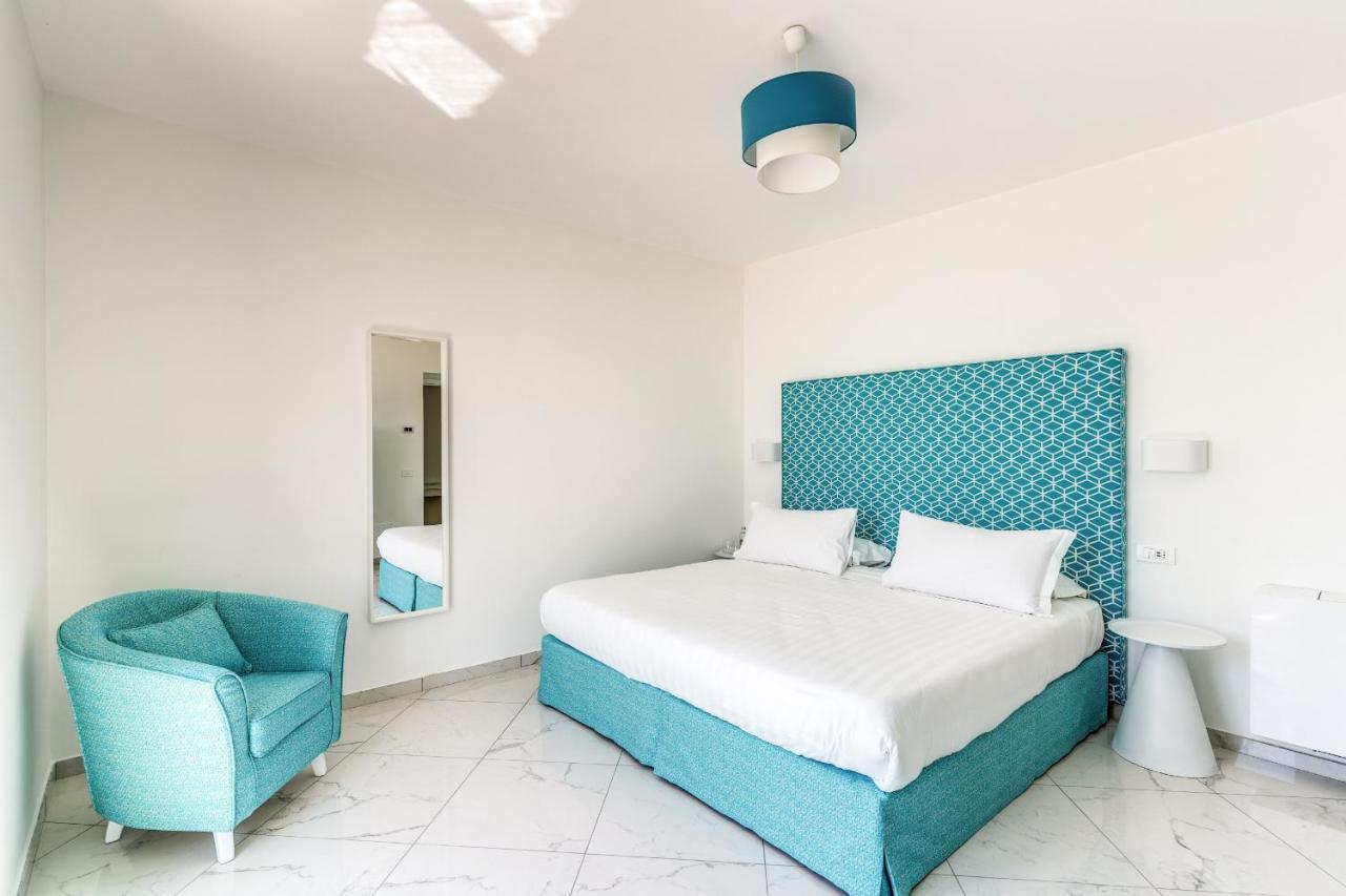 Villa Rusinella Minimalist Retreat With Sea Views Massa Lubrense Bagian luar foto