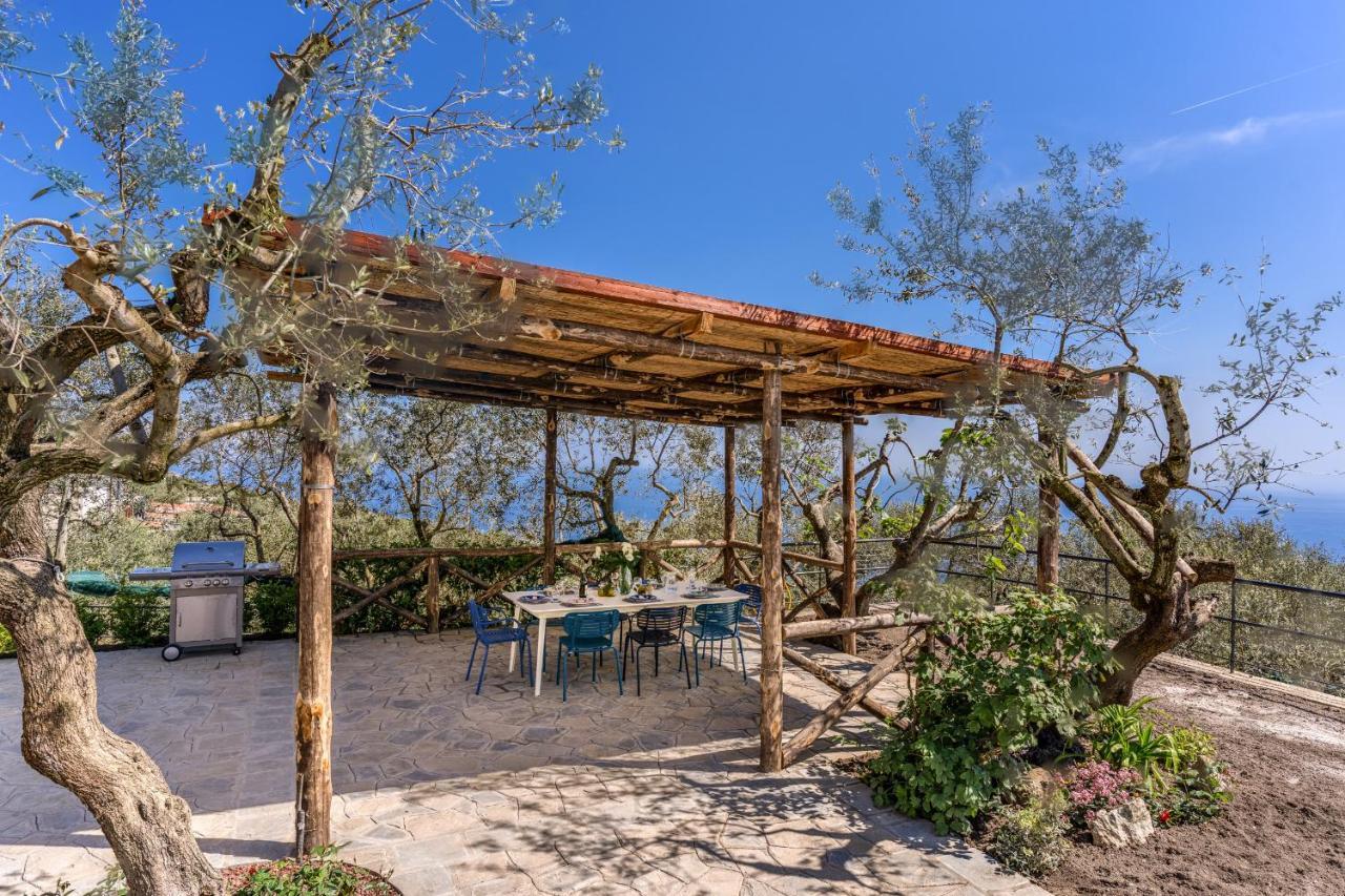 Villa Rusinella Minimalist Retreat With Sea Views Massa Lubrense Bagian luar foto